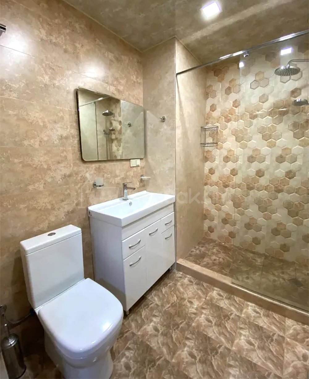 2 Սենյականոց Բնակարան, 51քմ, 2/5 հարկ, Դիզայներական Վերանորոգված