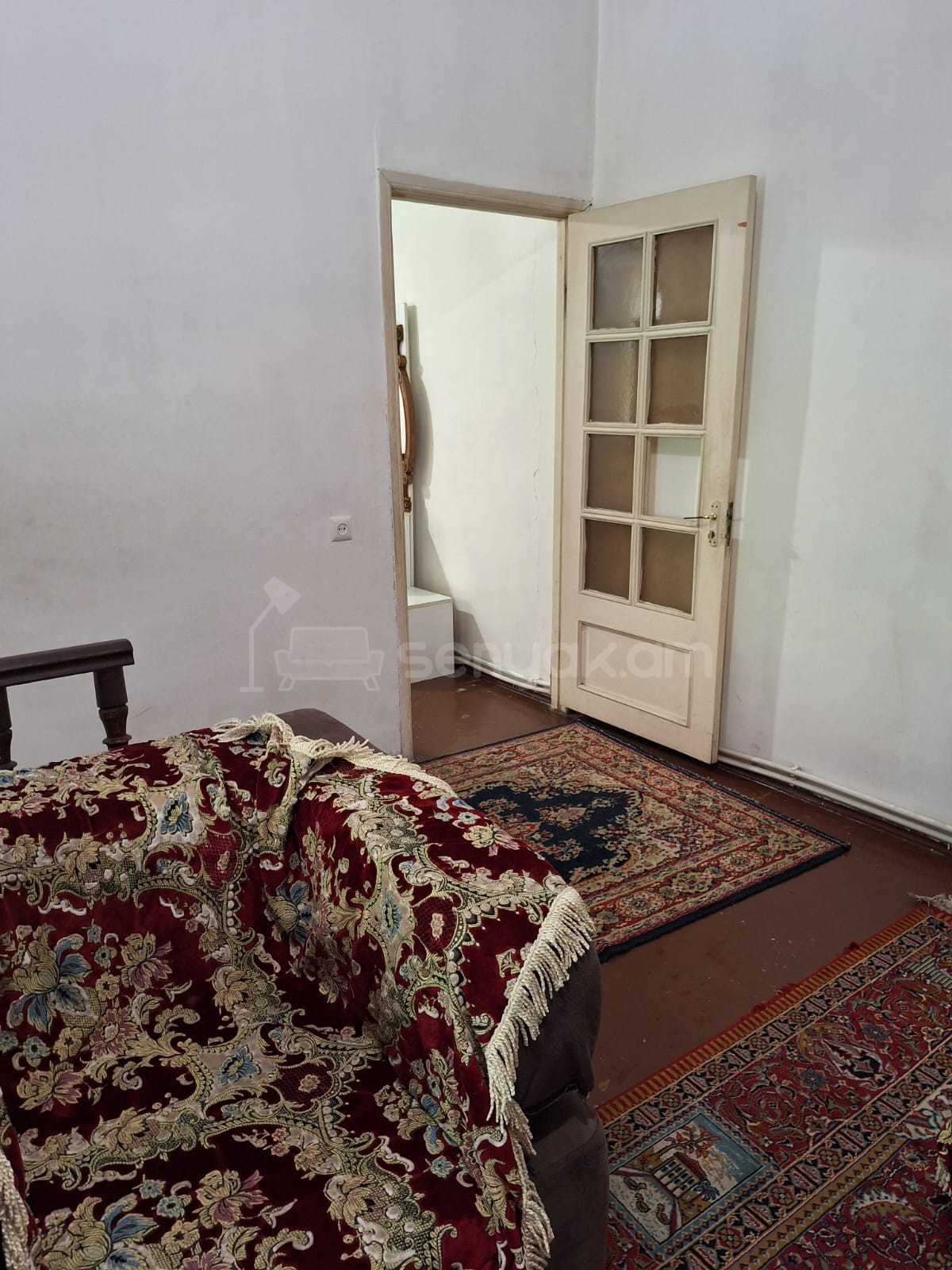 3 Սենյականոց Բնակարան, 100քմ, 1/1 հարկ, Նորմալ Վիճակում
