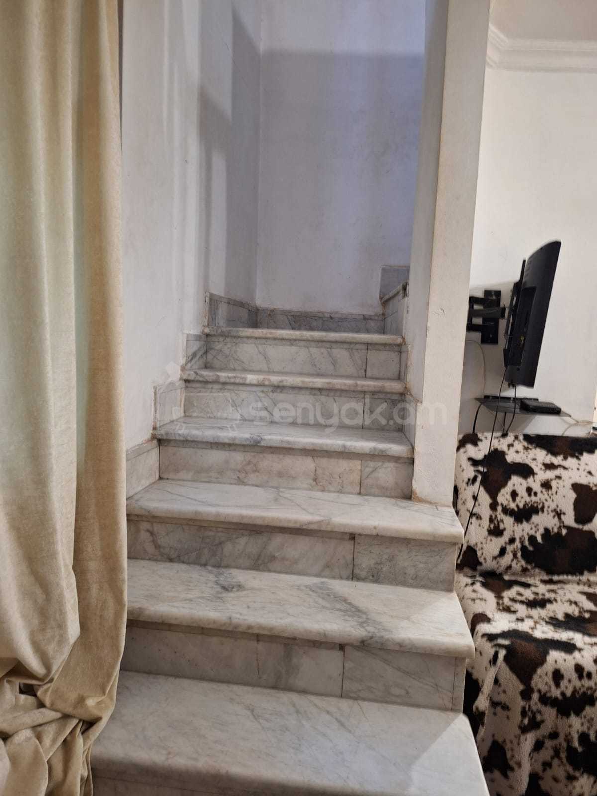 3 Սենյականոց Բնակարան, 100քմ, 1/1 հարկ, Նորմալ Վիճակում