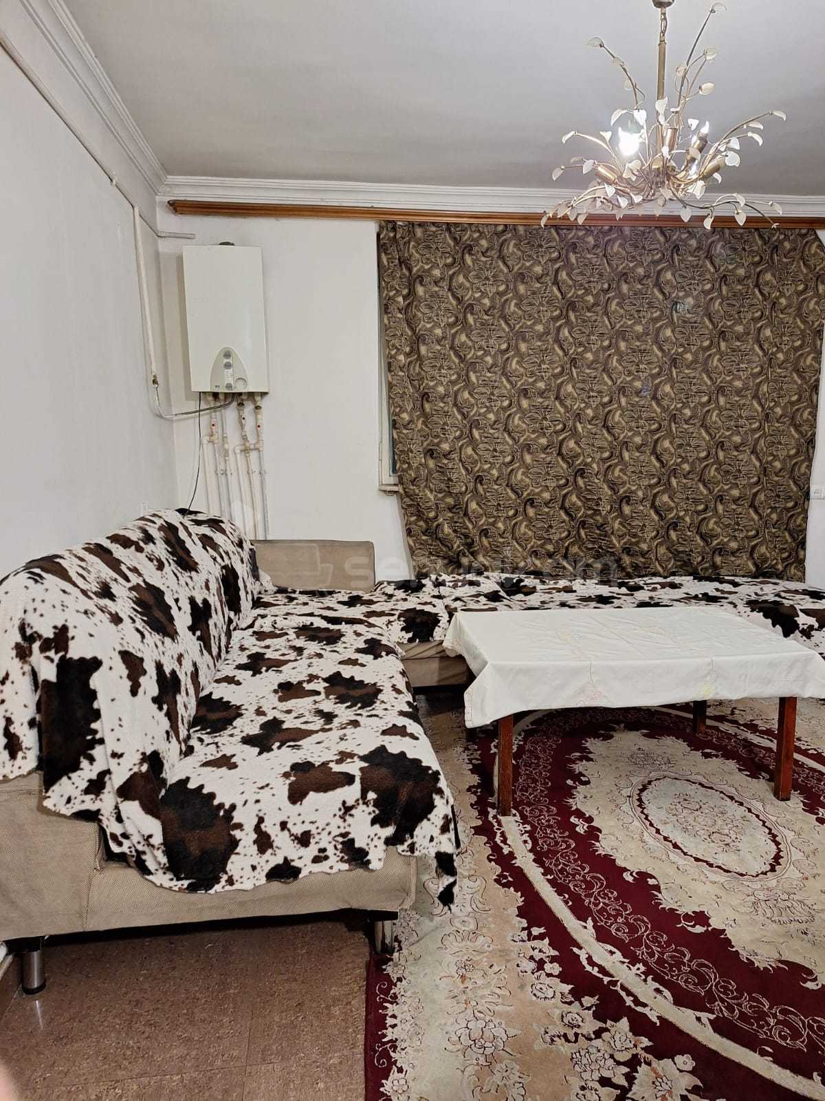 3 Սենյականոց Բնակարան, 100քմ, 1/1 հարկ, Նորմալ Վիճակում