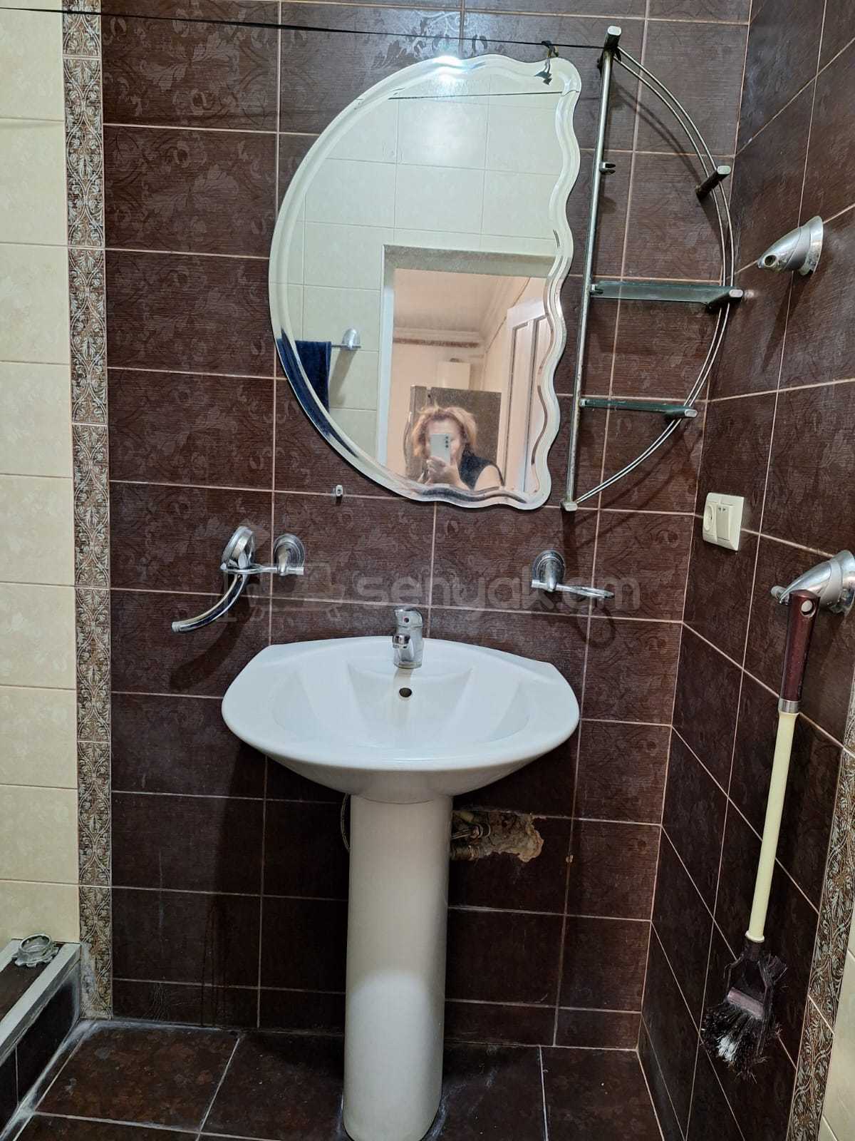 3 Սենյականոց Բնակարան, 100քմ, 1/1 հարկ, Նորմալ Վիճակում