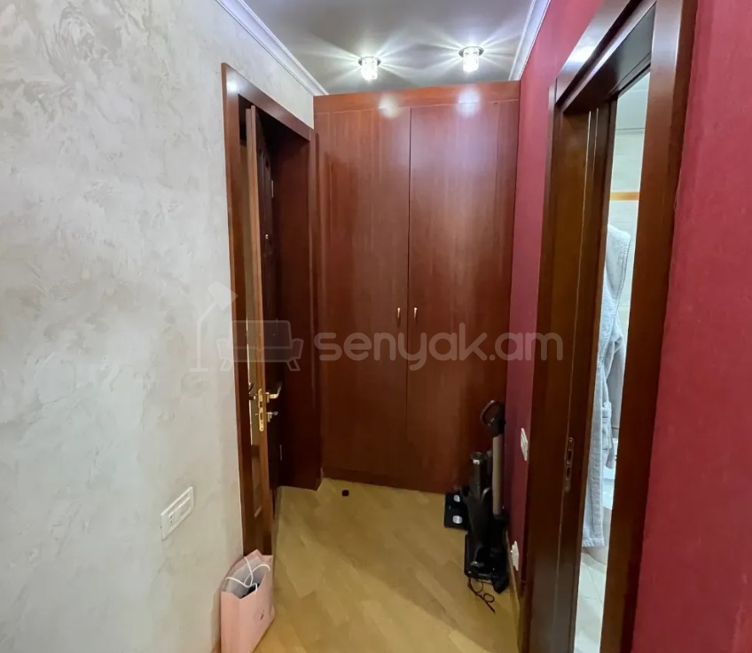 5 Սենյականոց Բնակարան Նորակառույցում, 200քմ, 5/9 հարկ, Դիզայներական Վերանորոգված