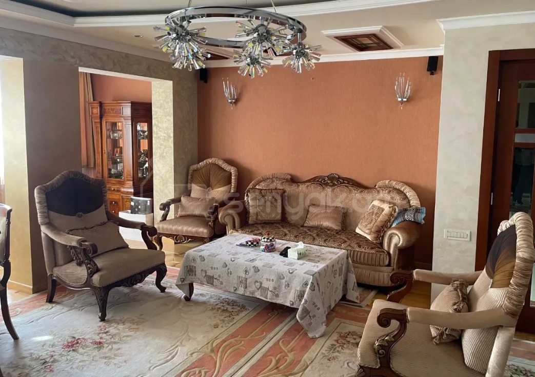 5 Սենյականոց Բնակարան Նորակառույցում, 200քմ, 5/9 հարկ, Դիզայներական Վերանորոգված