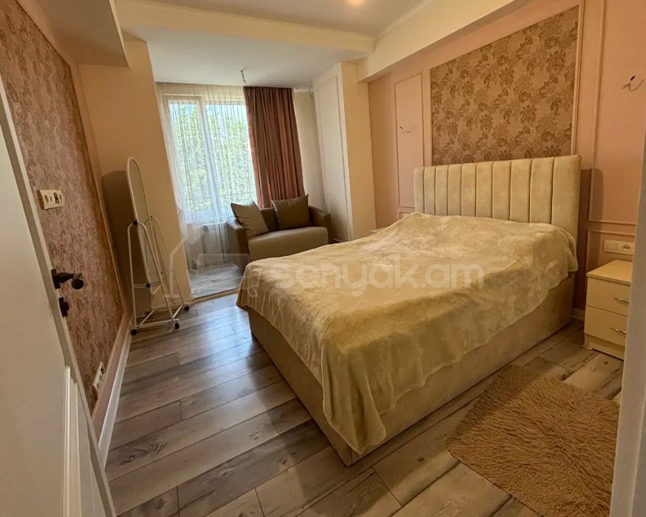 3 Սենյականոց Բնակարան, 90քմ, 5/10 հարկ, Դիզայներական Վերանորոգված