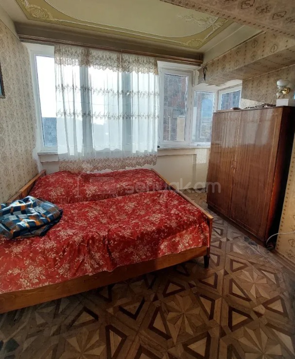 3 Սենյականոց Բնակարան, 92քմ, 6/10 հարկ, Պետական Վիճակում