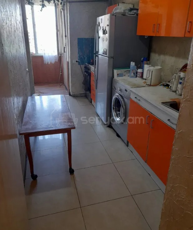 4 Սենյականոց Բնակարան, 88քմ, 6/9 հարկ, Պետական Վիճակում
