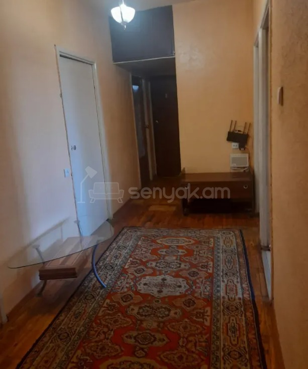 4 Սենյականոց Բնակարան, 88քմ, 6/9 հարկ, Պետական Վիճակում