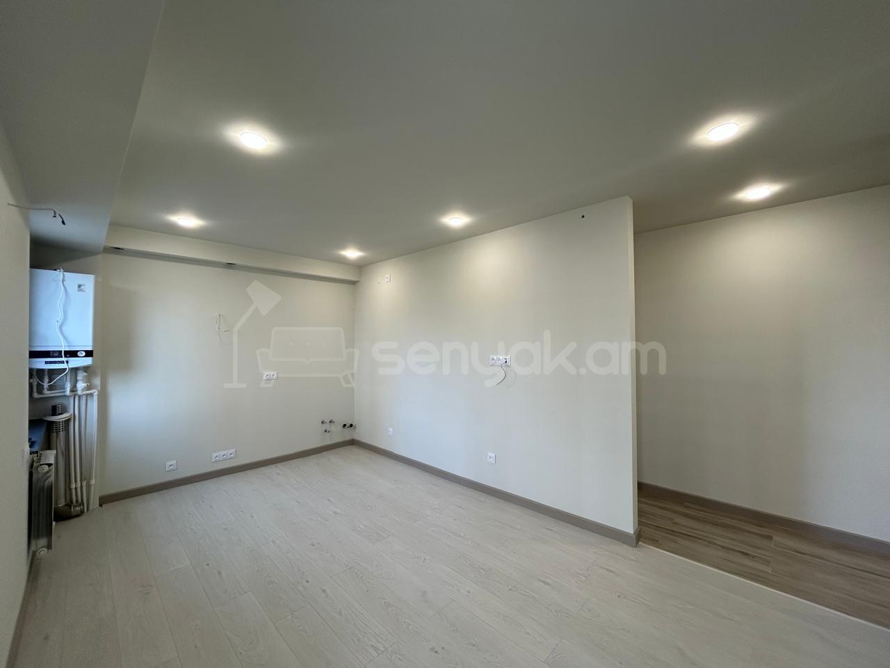 2 Սենյականոց Բնակարան, 35քմ, 2/9 հարկ, Կապիտալ Վերանորոգված