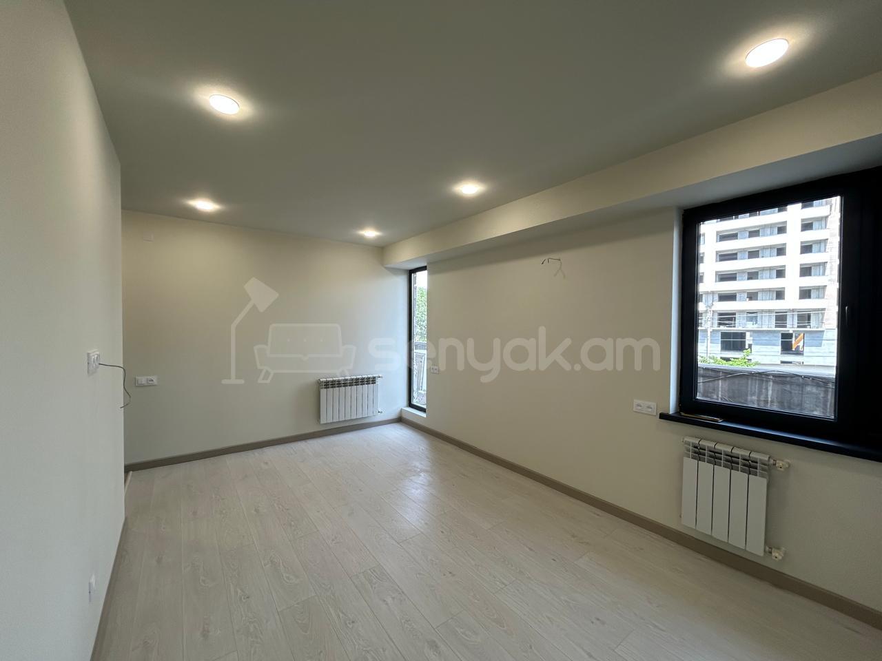 2 Սենյականոց Բնակարան, 35քմ, 2/9 հարկ, Կապիտալ Վերանորոգված