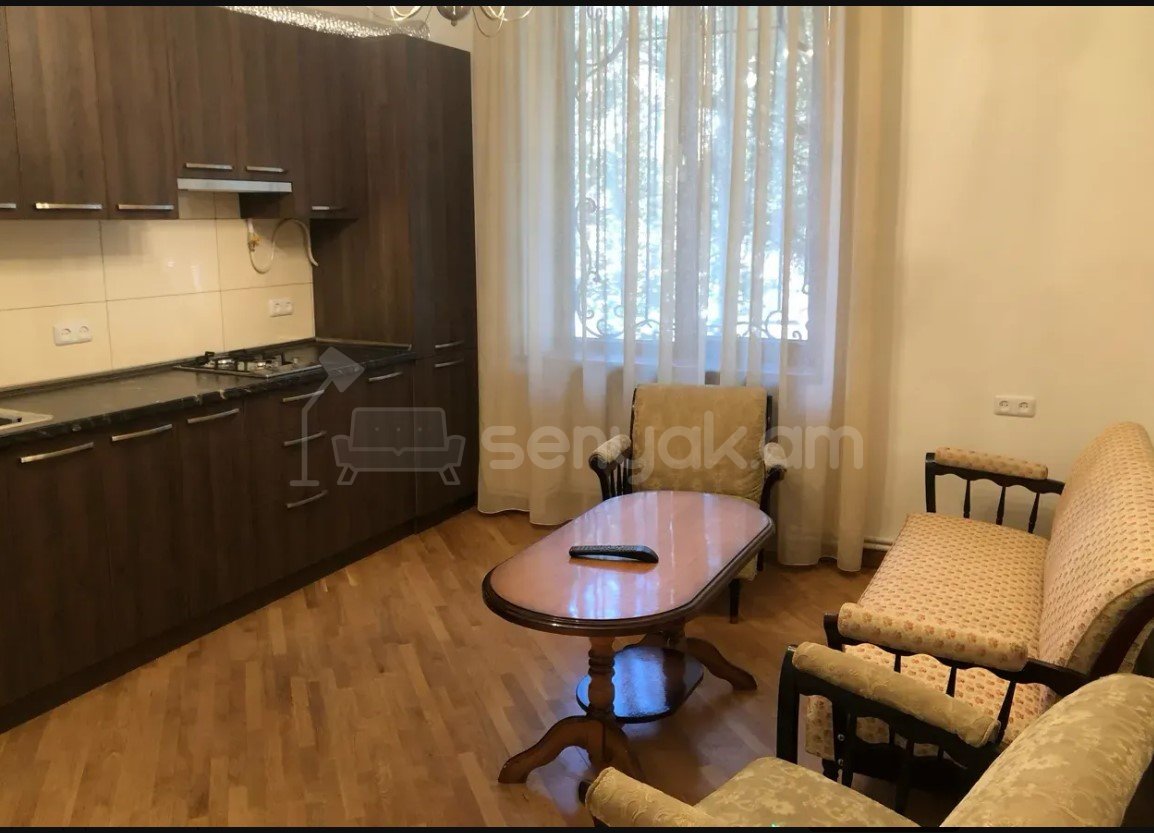 2 Սենյականոց Բնակարան Քարե Շենքում, 40քմ, 2/4 հարկ, Կապիտալ Վերանորոգված, Կահավորված