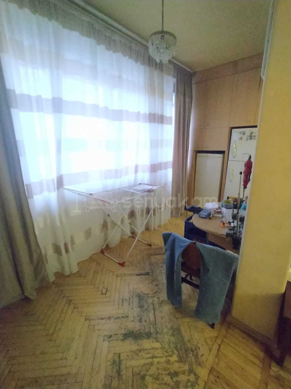 3 Սենյականոց Բնակարան, 84քմ, 5/9 հարկ, Նորմալ Վիճակում