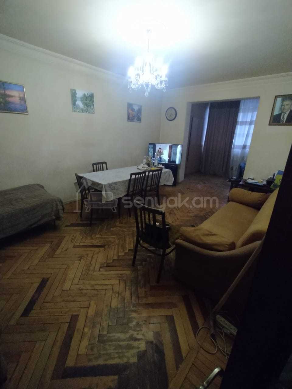 3 Սենյականոց Բնակարան, 84քմ, 5/9 հարկ, Նորմալ Վիճակում