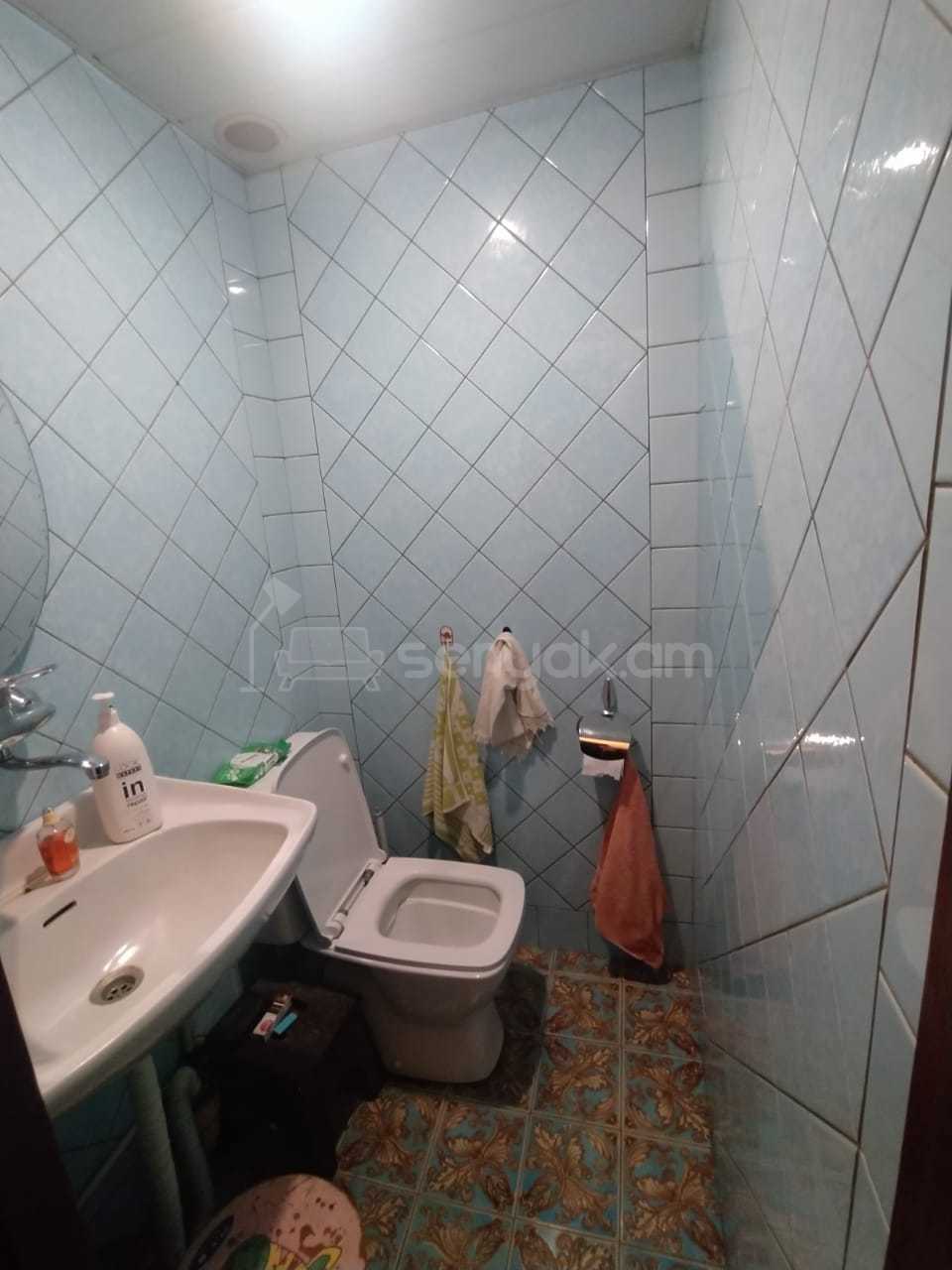 3 Սենյականոց Բնակարան, 84քմ, 5/9 հարկ, Նորմալ Վիճակում