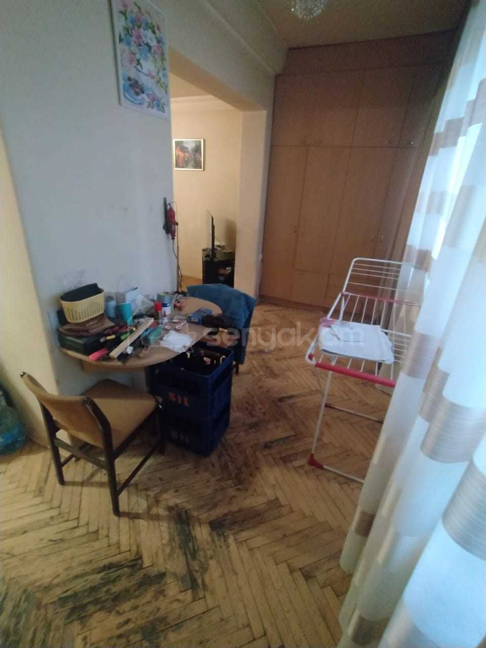 3 Սենյականոց Բնակարան, 84քմ, 5/9 հարկ, Նորմալ Վիճակում