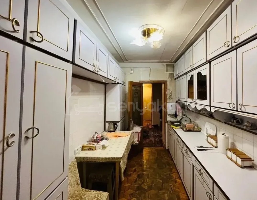 5 Սենյականոց Բնակարան, 144քմ, 3/14 հարկ, Կոսմետիկ Վերանորոգված