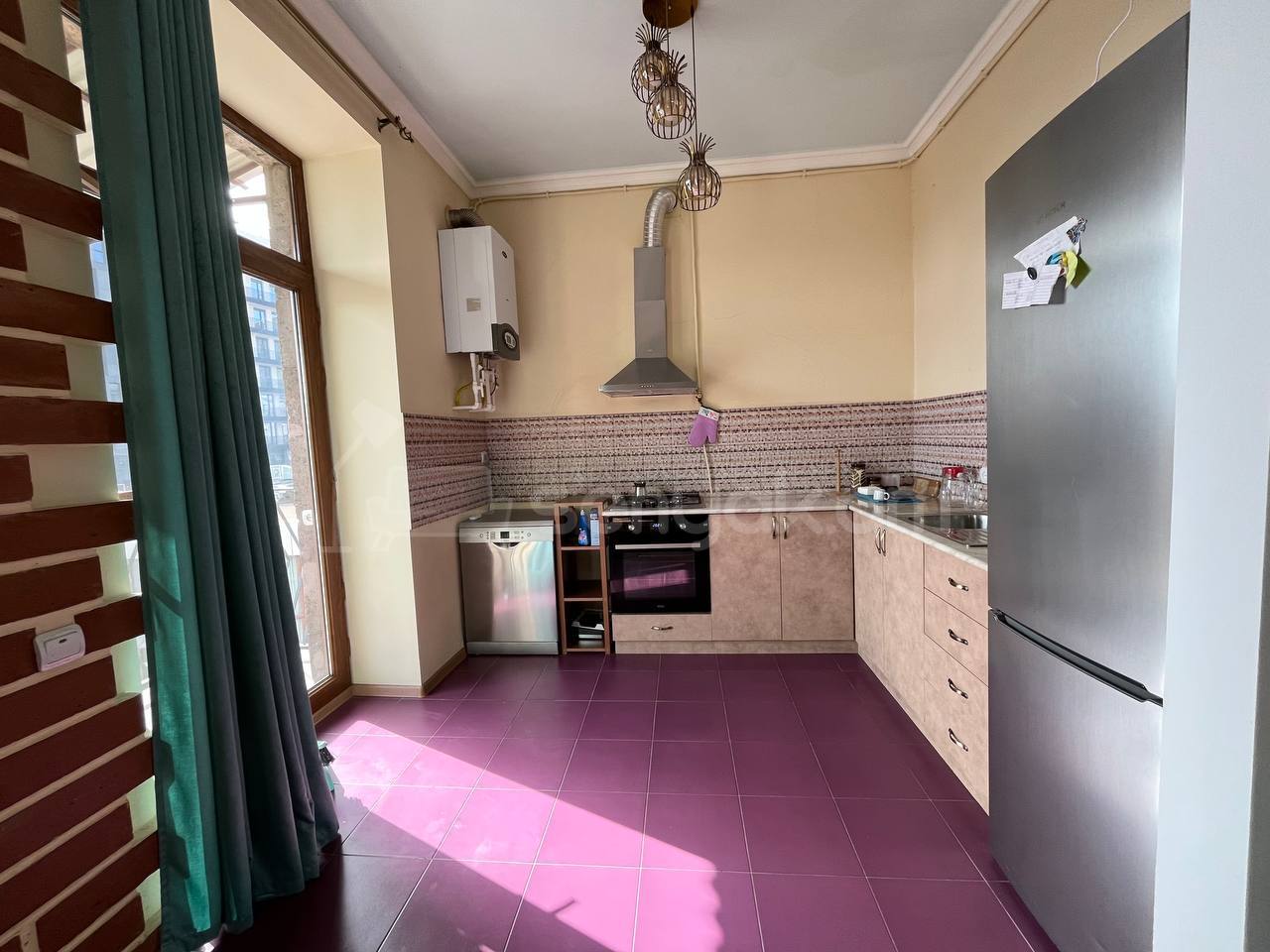 2 Սենյականոց Բնակարան Քարե Շենքում, 70քմ, 3/5 հարկ, Կապիտալ Վերանորոգված, Կահավորված, Արևկող