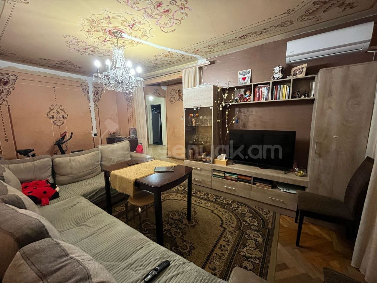 3 Սենյականոց Բնակարան Քարե Շենքում, 63քմ, 1/4 հարկ, Կոսմետիկ Վերանորոգված
