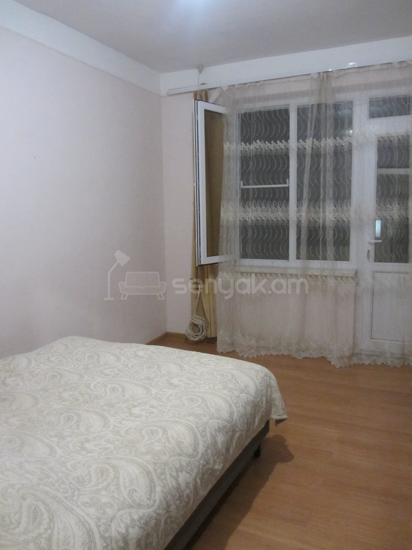 3 Սենյականոց Բնակարան, 61քմ, 5/5 հարկ, Նորմալ Վիճակում