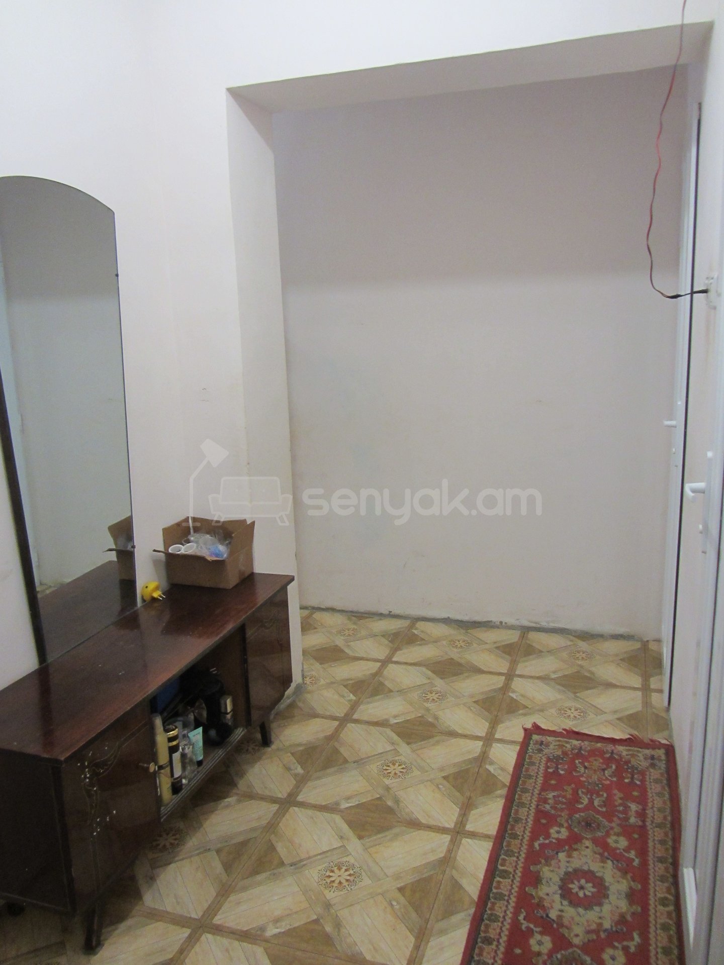 3 Սենյականոց Բնակարան, 61քմ, 5/5 հարկ, Նորմալ Վիճակում