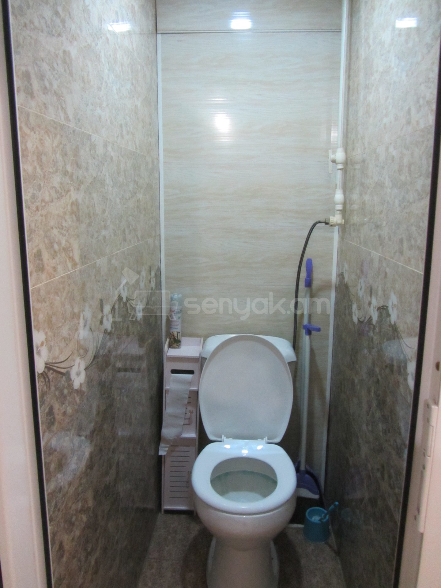 3 Սենյականոց Բնակարան, 61քմ, 5/5 հարկ, Նորմալ Վիճակում
