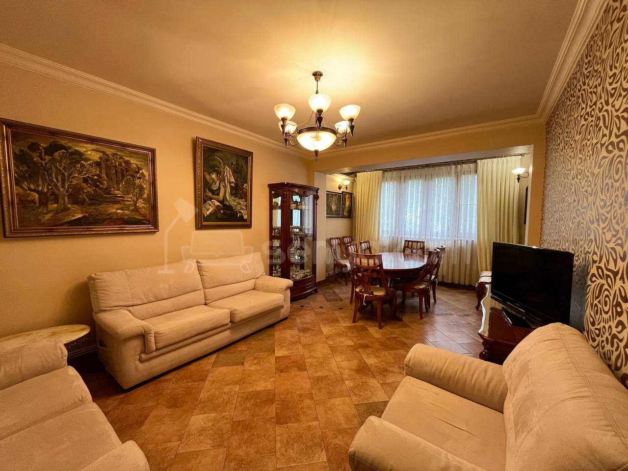 2 Սենյականոց Բնակարան Քարե Շենքում, 66քմ, 2/5 հարկ, Կապիտալ Վերանորոգված, Կահավորված