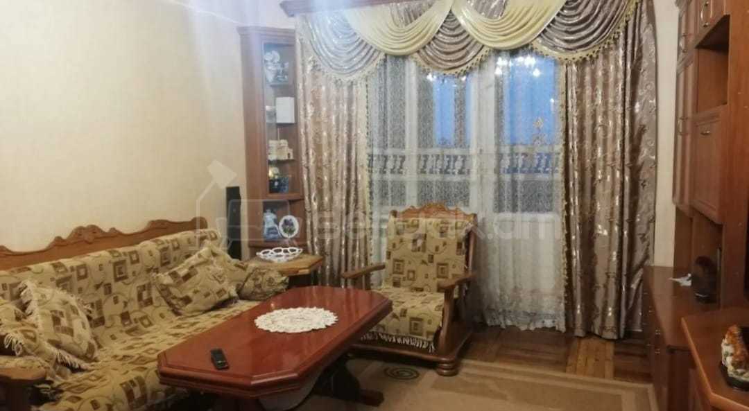 3 Սենյականոց Բնակարան, 78քմ, 4/9 հարկ, Նորմալ Վիճակում