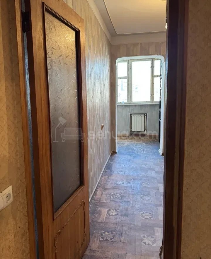 3 Սենյականոց Բնակարան, 92քմ, 5/9 հարկ, Նորմալ Վիճակում, Արևկող