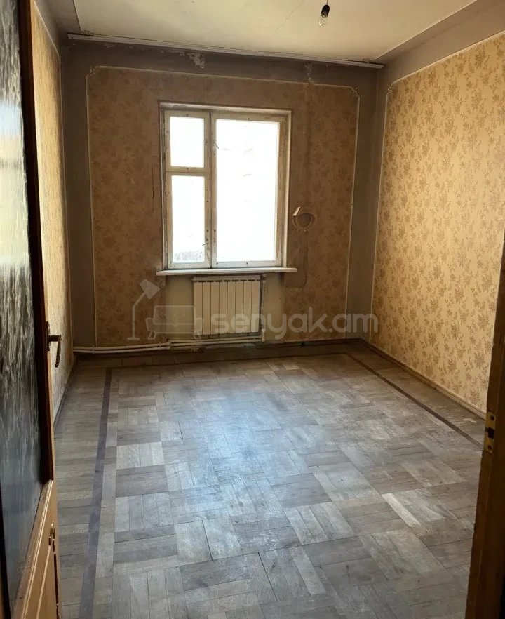 3 Սենյականոց Բնակարան, 92քմ, 5/9 հարկ, Նորմալ Վիճակում, Արևկող