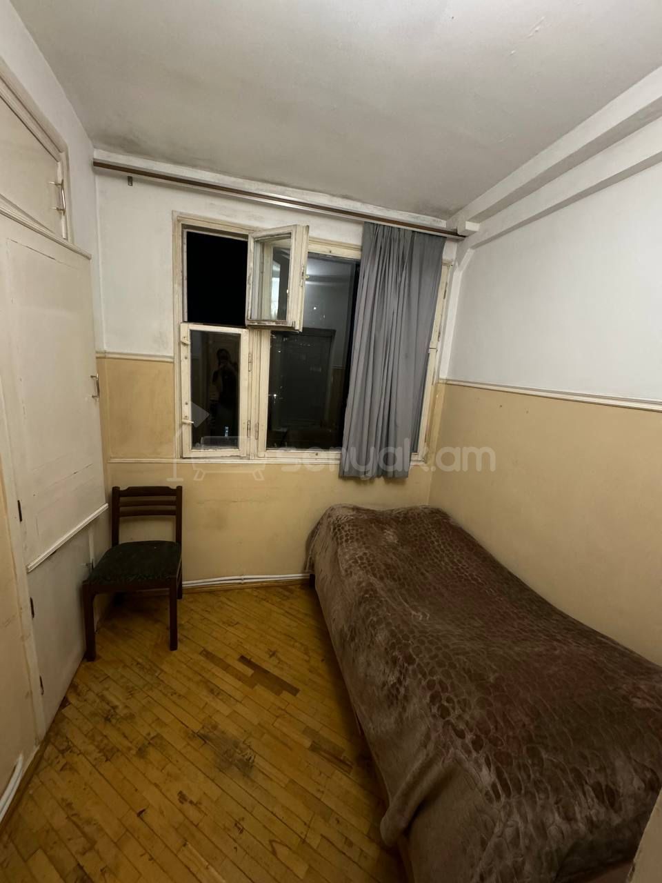 2 Սենյականոց Բնակարան Քարե Շենքում, 54քմ, 5/5 հարկ, Նորմալ Վիճակում
