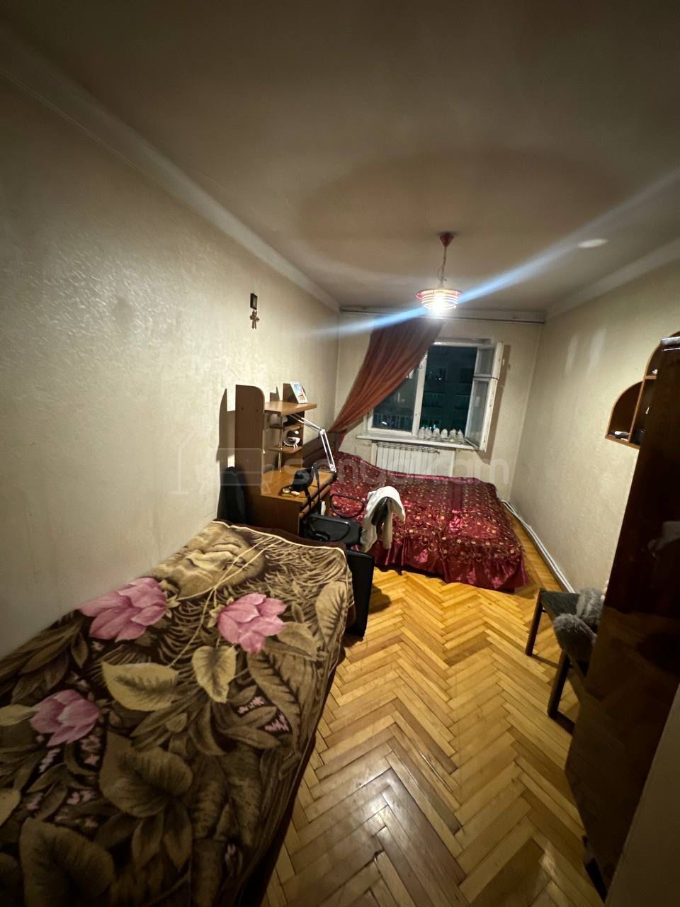 2 Սենյականոց Բնակարան Քարե Շենքում, 54քմ, 5/5 հարկ, Նորմալ Վիճակում