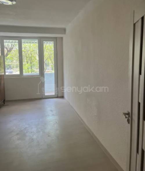 3 Սենյականոց Բնակարան, 94քմ, 2/9 հարկ, Կոսմետիկ Վերանորոգված, Կահավորված, Արևկող