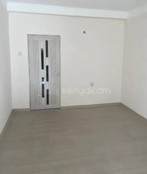 3 Սենյականոց Բնակարան, 94քմ, 2/9 հարկ, Կոսմետիկ Վերանորոգված, Կահավորված, Արևկող