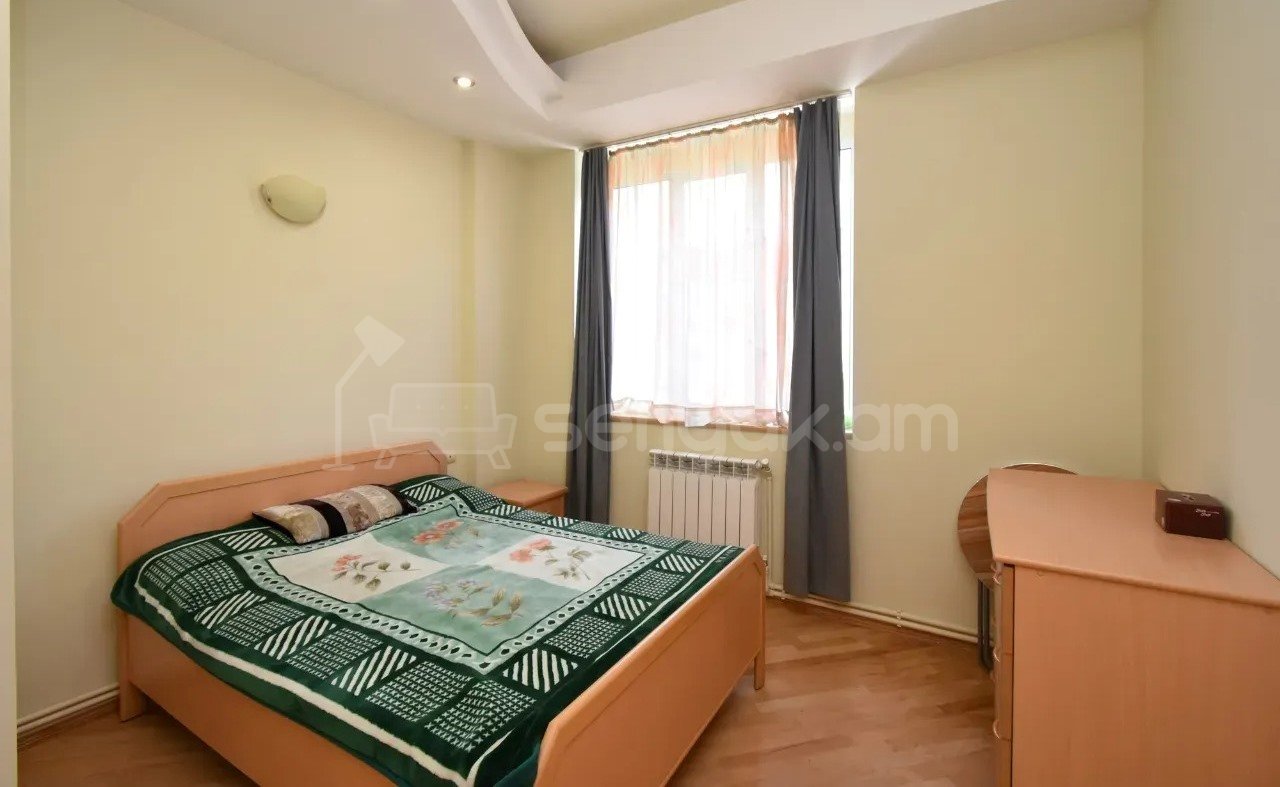 2 Սենյականոց Բնակարան Քարե Շենքում, 50քմ, 4/6 հարկ, Կապիտալ Վերանորոգված, Կահավորված, Արևկող
