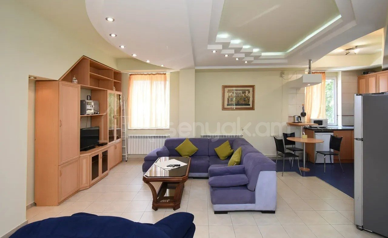 2 Սենյականոց Բնակարան Քարե Շենքում, 50քմ, 4/6 հարկ, Կապիտալ Վերանորոգված, Կահավորված, Արևկող