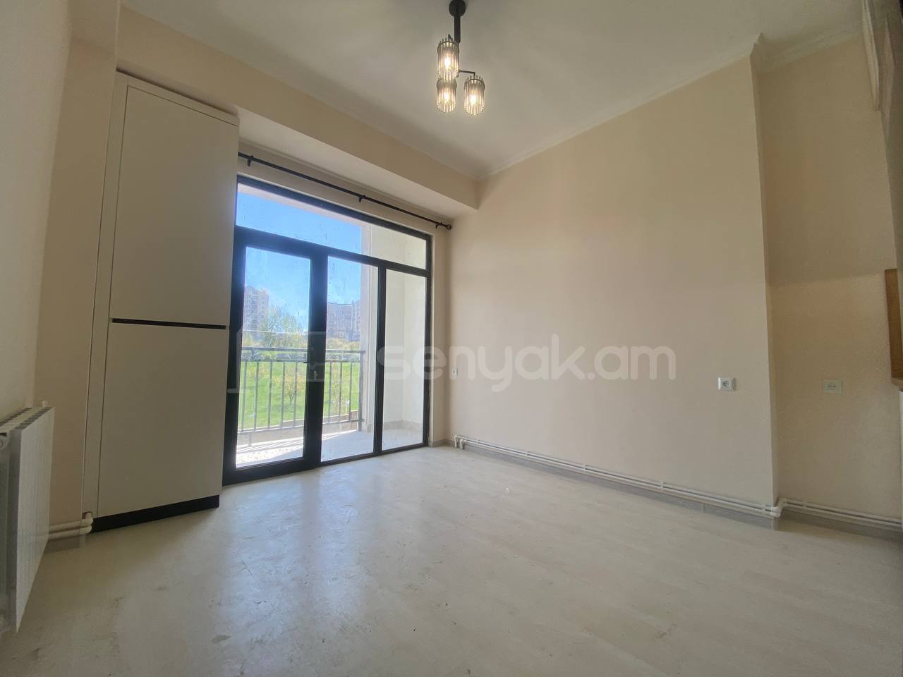 2 Սենյականոց Բնակարան Նորակառույցում, 42քմ, 3/9 հարկ, Կապիտալ Վերանորոգված