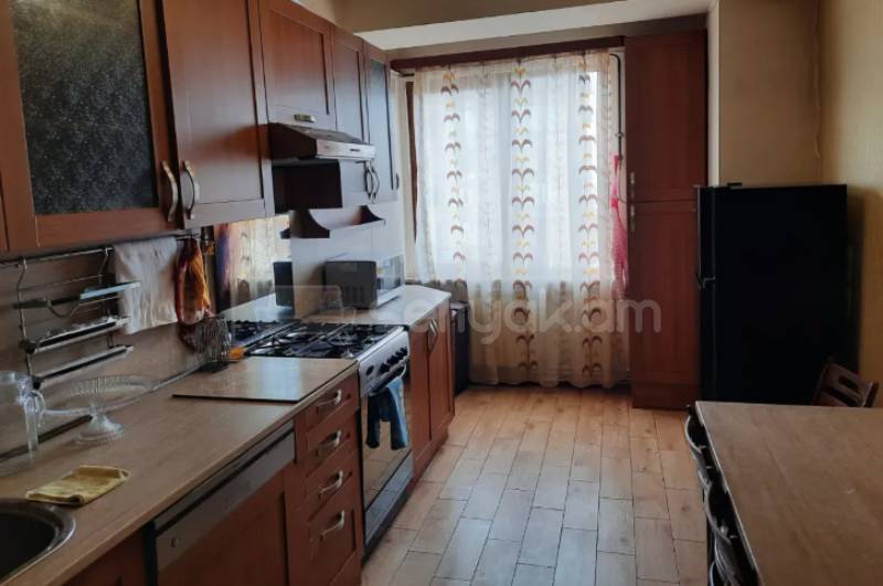 3 Սենյականոց Բնակարան, 82քմ, 7/14 հարկ, Կոսմետիկ Վերանորոգված, Կահավորված, Արևկող