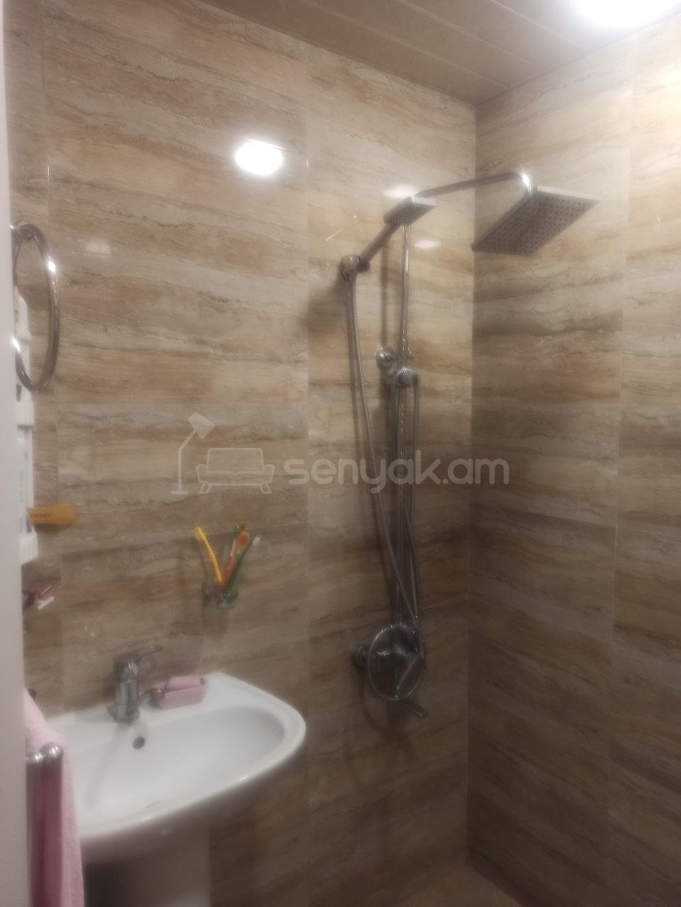 3 Սենյականոց Բնակարան, 75քմ, 1/9 հարկ, Կոսմետիկ Վերանորոգված, Կահավորված, Արևկող