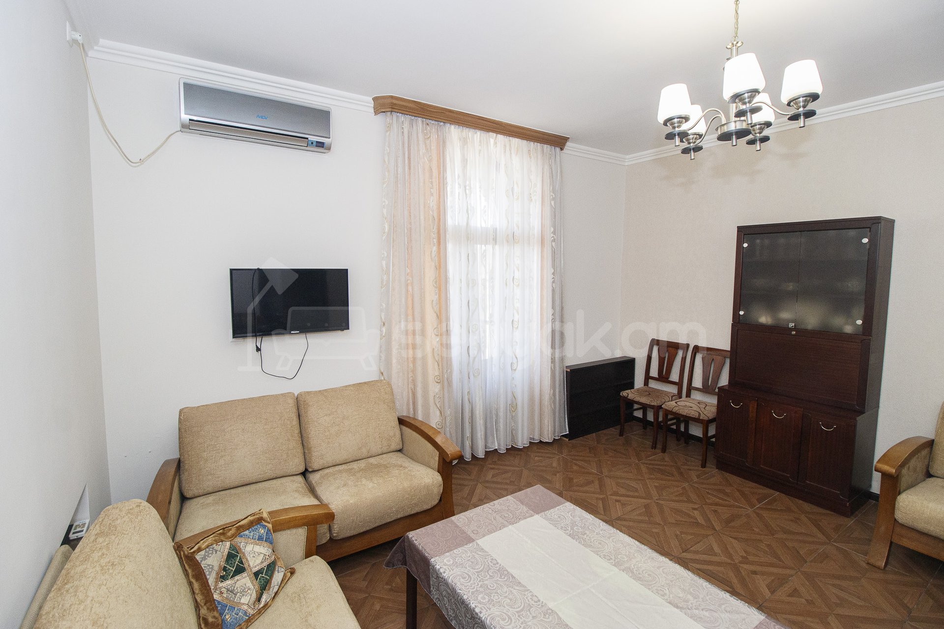 2 Սենյականոց Բնակարան Քարե Շենքում, 50քմ, 4/5 հարկ, Կապիտալ Վերանորոգված, Կահավորված