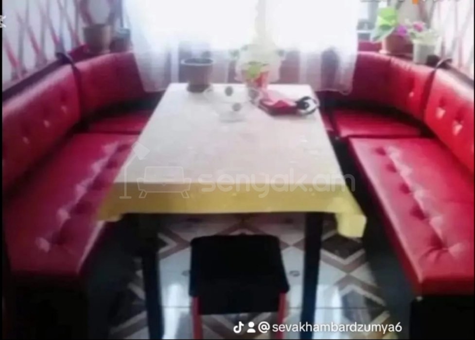 3 Սենյականոց Բնակարան Նորակառույց Քարե Շենքում, 60քմ, 1/4 հարկ, Կապիտալ Վերանորոգված