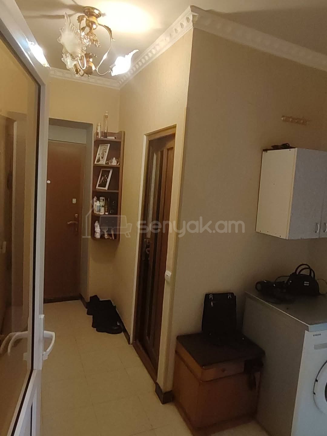 2 Սենյականոց Բնակարան Քարե Շենքում, 40քմ, 2/5 հարկ, Կապիտալ Վերանորոգված, Կահավորված