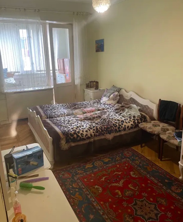 2 Սենյականոց Բնակարան Քարե Շենքում, 63քմ, 3/5 հարկ, Կոսմետիկ Վերանորոգված