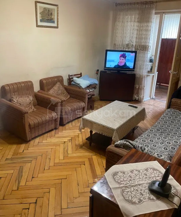 2 Սենյականոց Բնակարան Քարե Շենքում, 63քմ, 3/5 հարկ, Կոսմետիկ Վերանորոգված