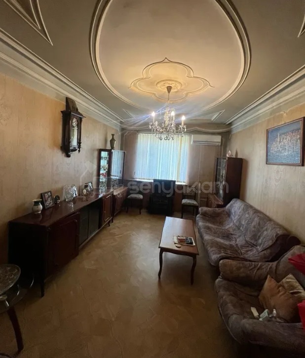 2 Սենյականոց Բնակարան Քարե Շենքում, 56քմ, 5/5 հարկ, Պետական Վիճակում