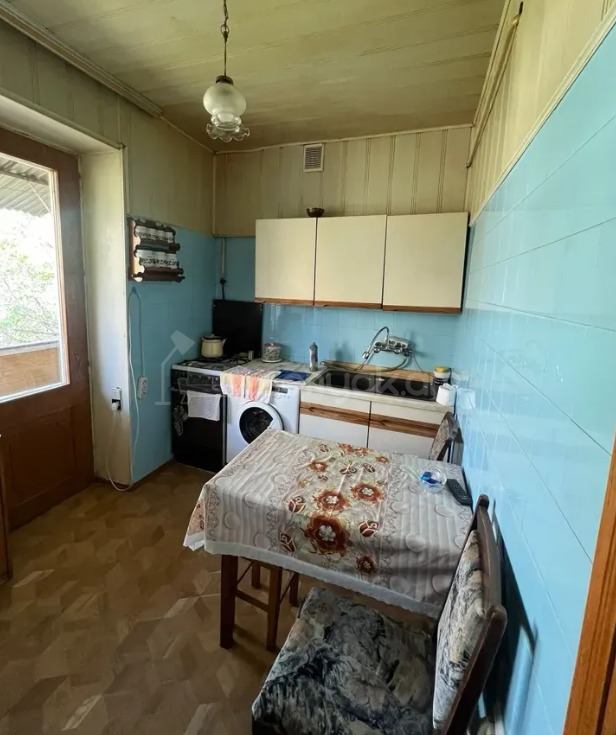 2 Սենյականոց Բնակարան Քարե Շենքում, 56քմ, 5/5 հարկ, Պետական Վիճակում