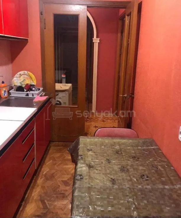 1 Սենյականոց Բնակարան Քարե Շենքում, 48քմ, 4/5 հարկ, Կոսմետիկ Վերանորոգված