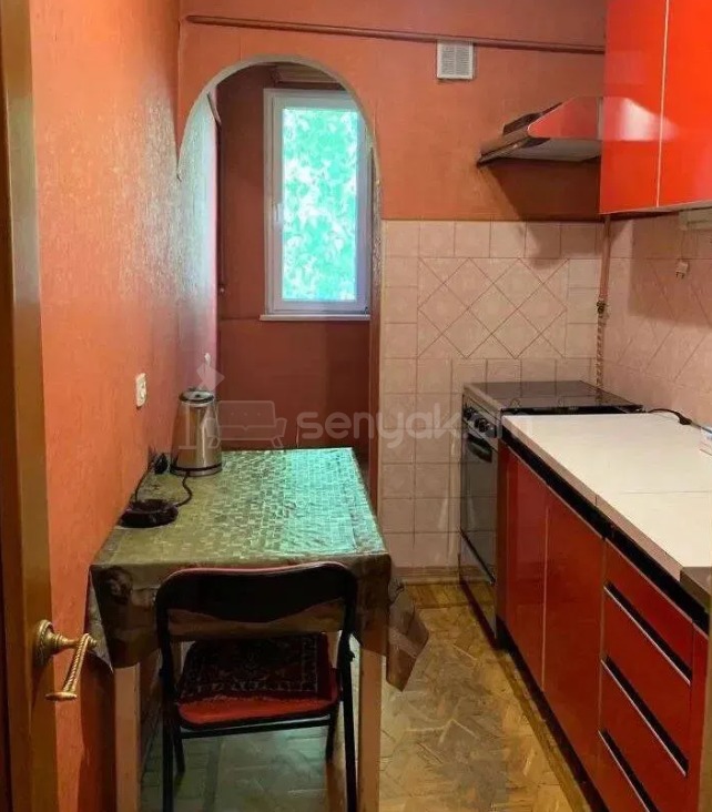 1 Սենյականոց Բնակարան Քարե Շենքում, 48քմ, 4/5 հարկ, Կոսմետիկ Վերանորոգված