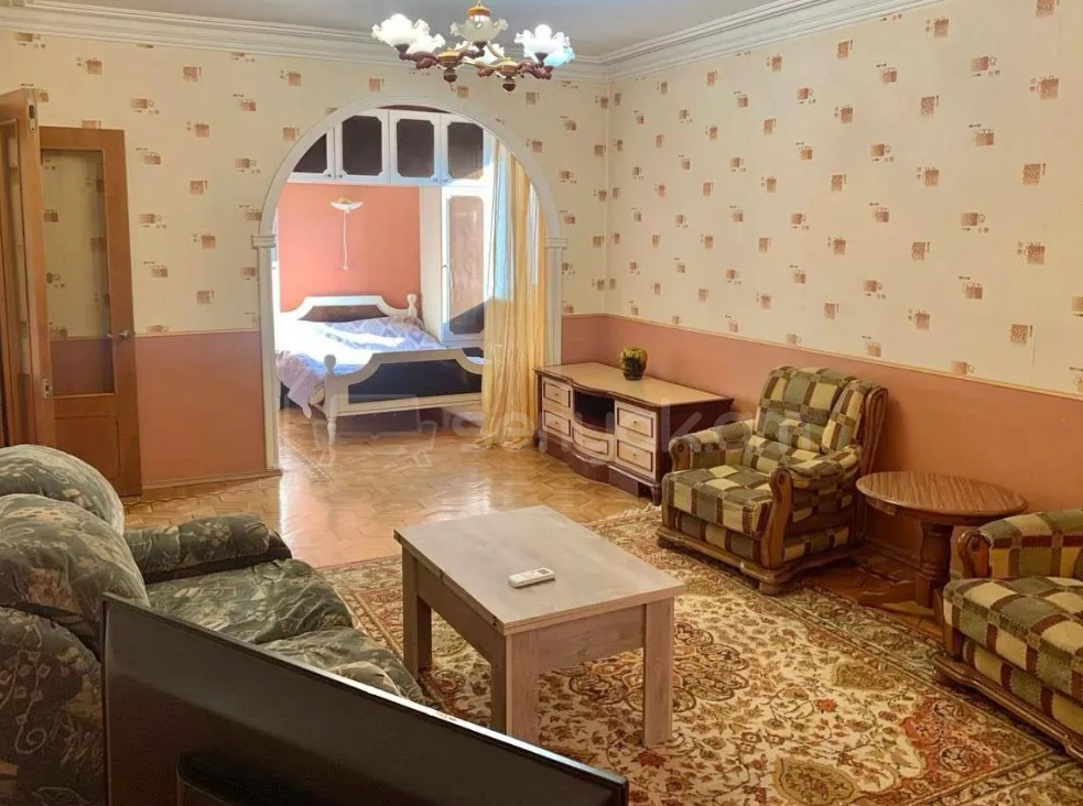 1 Սենյականոց Բնակարան Քարե Շենքում, 48քմ, 4/5 հարկ, Կոսմետիկ Վերանորոգված