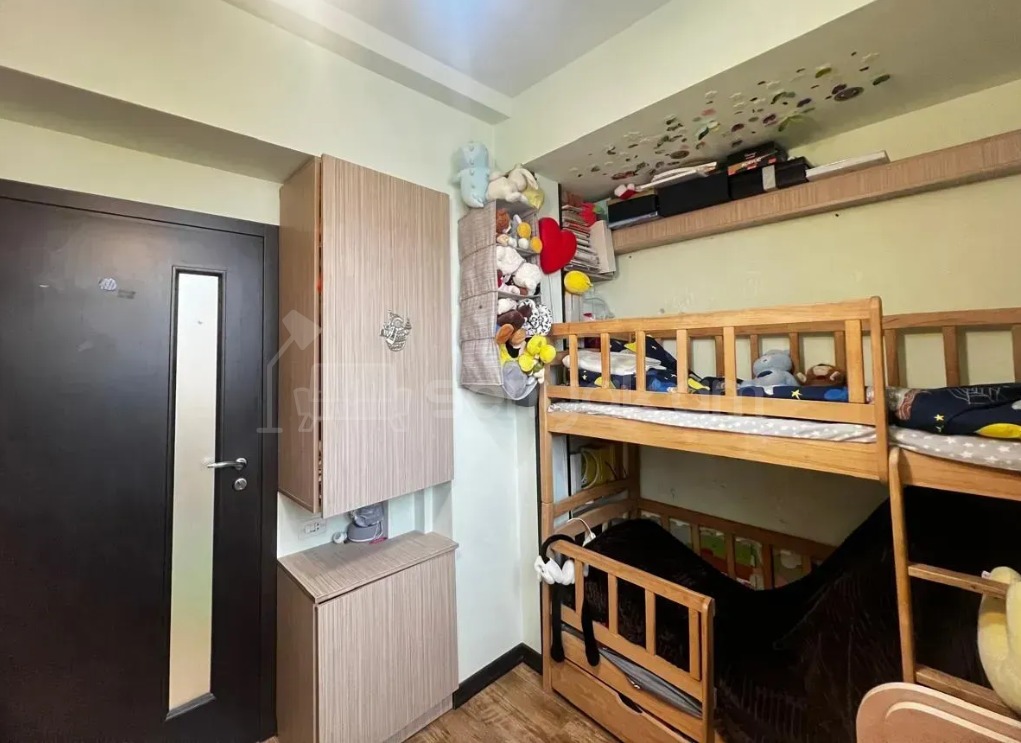 2 Սենյականոց Բնակարան Քարե Շենքում, 40քմ, 2/5 հարկ, Կապիտալ Վերանորոգված