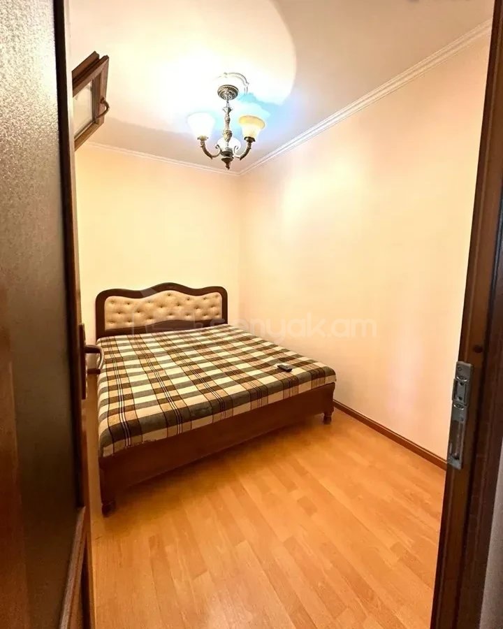 1 Սենյականոց Բնակարան, 35քմ, 4/4 հարկ, Կոսմետիկ Վերանորոգված, Կահավորված, Արևկող