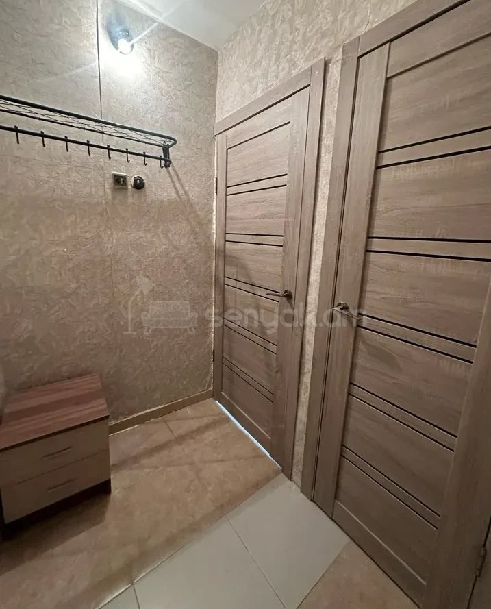1 Սենյականոց Բնակարան, 35քմ, 4/4 հարկ, Կոսմետիկ Վերանորոգված, Կահավորված, Արևկող